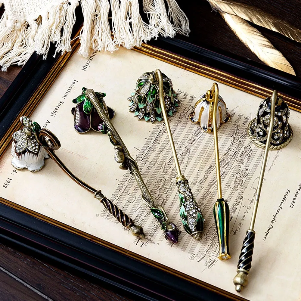 Scented Candle Luxury - Apagavelas de Lujo con Diseño Floral
