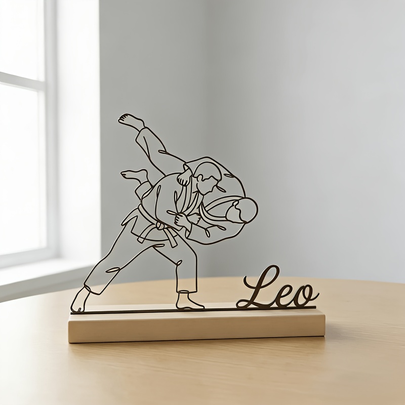 Estatua de Artes Marciales de  - Personalized Engraved Gift reseña y precio