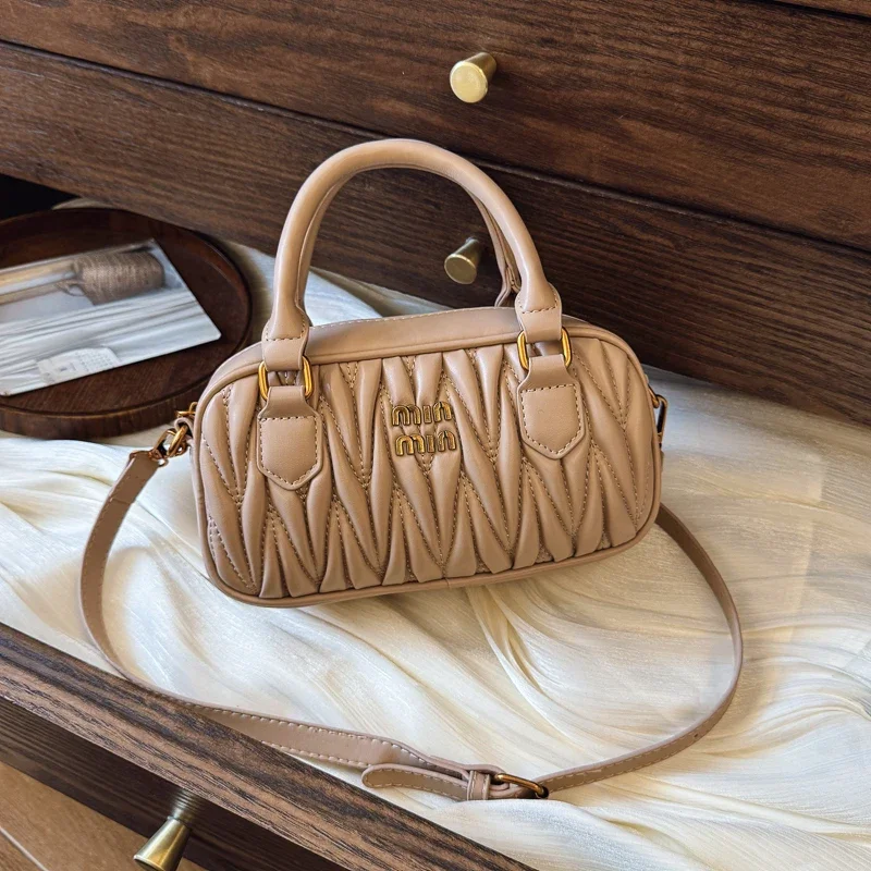 Bolso de Hombro de Cuero de Al - Luxury Lifestyle Design reseña y precio